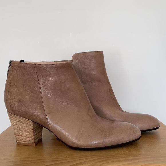 NEW Sarah Jessica Parker BOOTIES - Picture 8 of 10